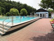 Freibad Reichelsheim - Zwei Becken und eine spaßige Riesenrutsche