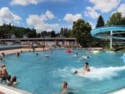 Freibad Langensteinbach Karlsbad - Sommerbad mit interessanter Riesenrutsche in Baden