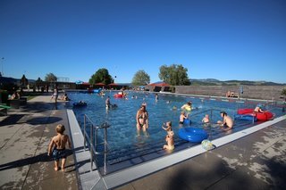 Schwimmbad Riedern Uetendorf