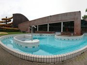 Zwembad Sonsbeeck Breda - schmerzhafter Rutschenspaß in den Niederlanden