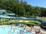 Badi Muri - Freibad-Rutschenspaß im Schweizer Kanton Aargau