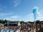 Therme Erding - BAYERN 3 Beachparty bietet einen Vorgeschmack auf das Sommerfest